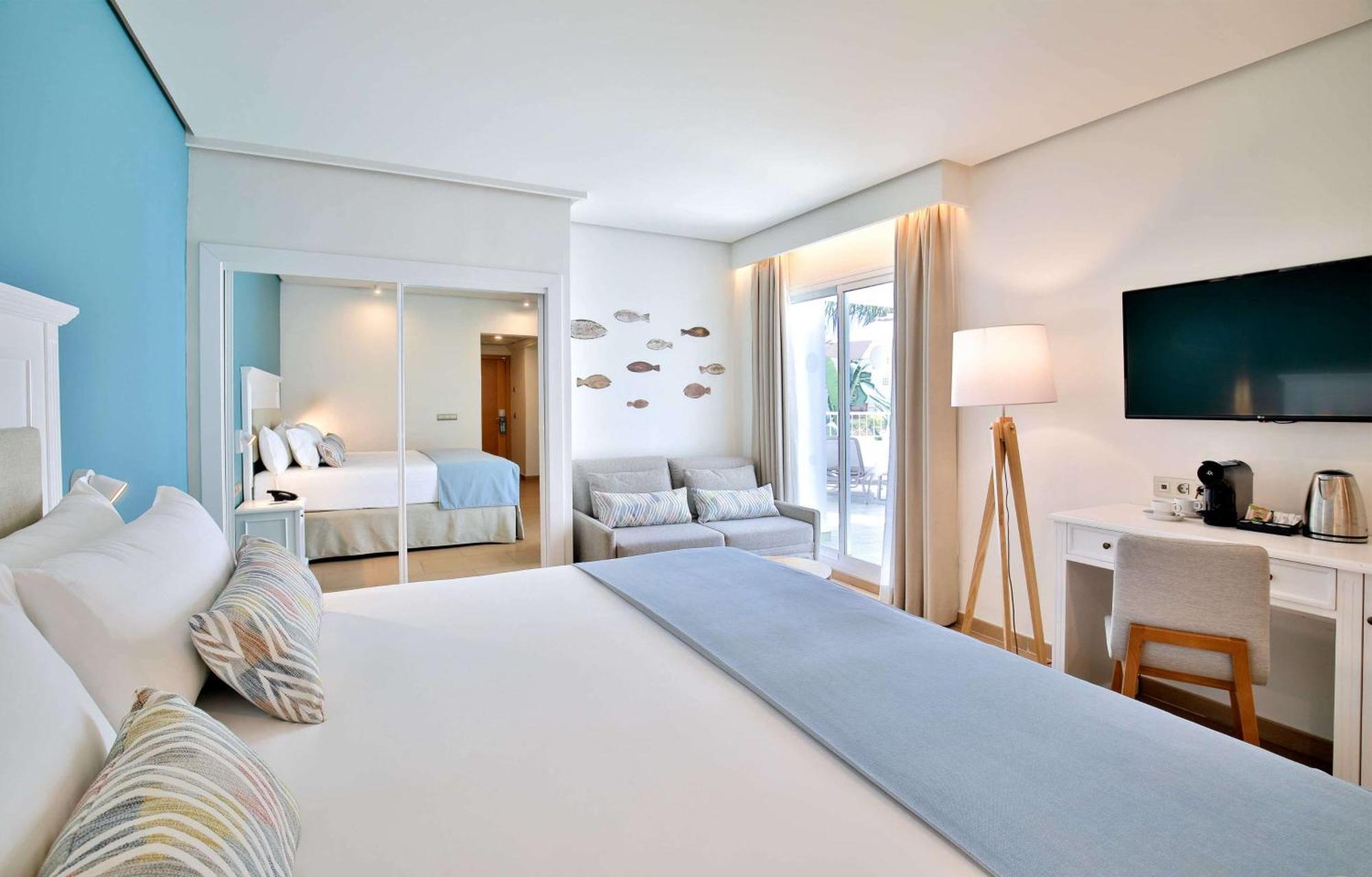 Occidental Playa Hotel 4*