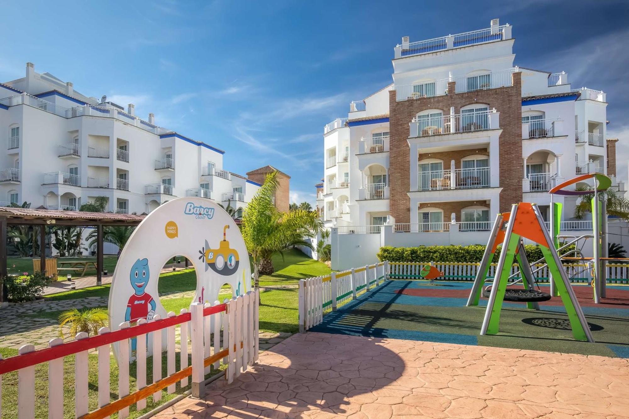 Occidental Playa 4*